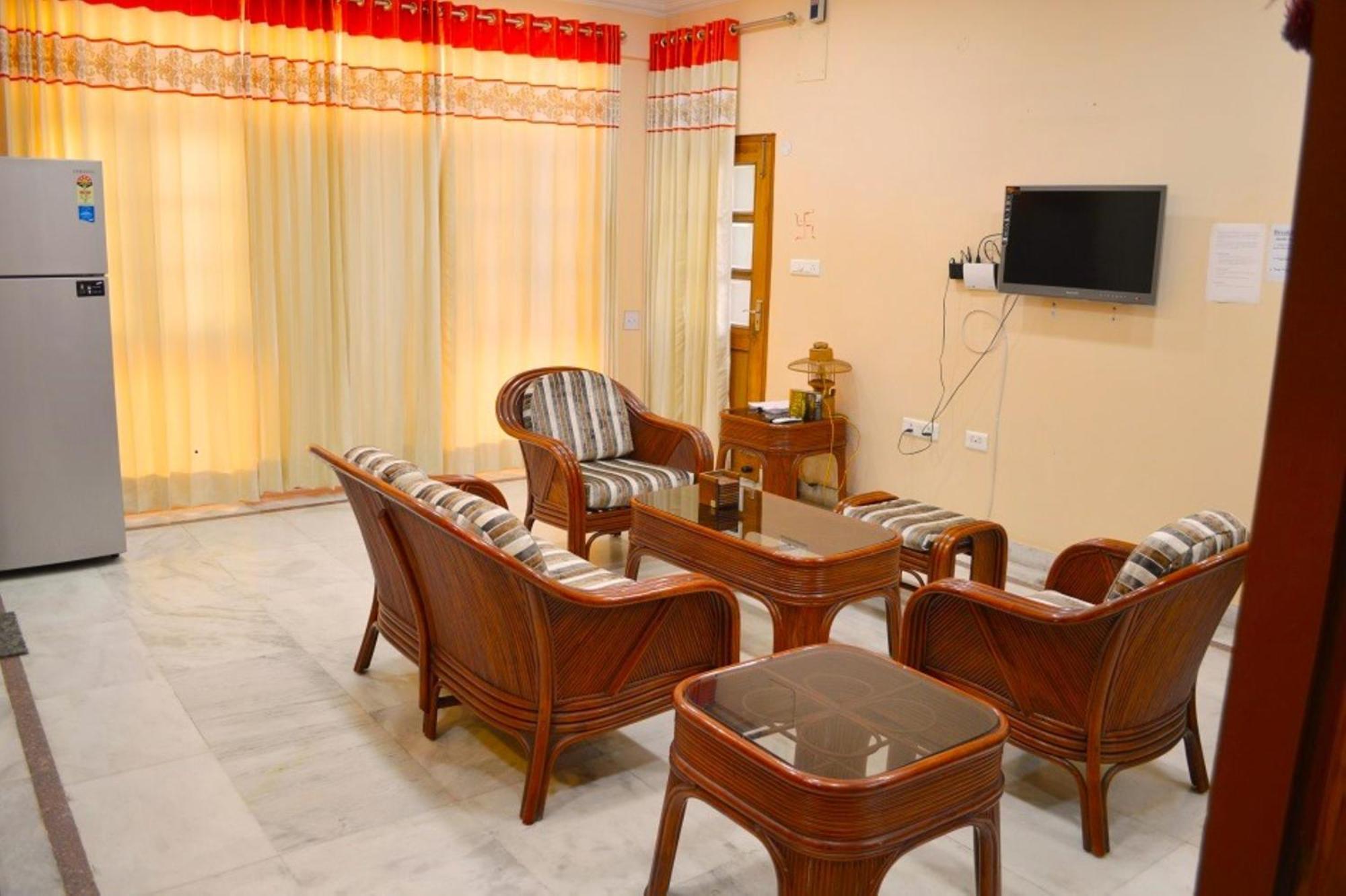 Fully Furnished Ish, Atithya Homestay With Various Amenities And Free Services In Lucknow, India Εξωτερικό φωτογραφία